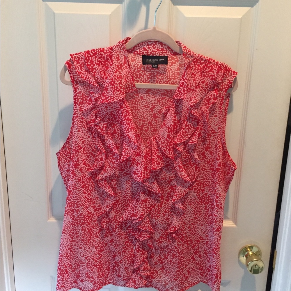 Beautiful sleeveless blouse